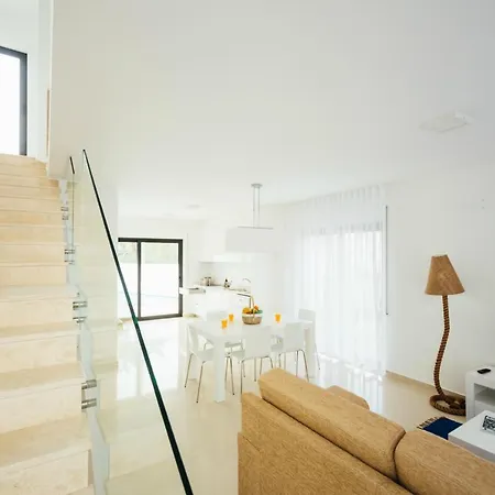 Janelas De Salir Holiday Homes فيلة كالداس دا راينها