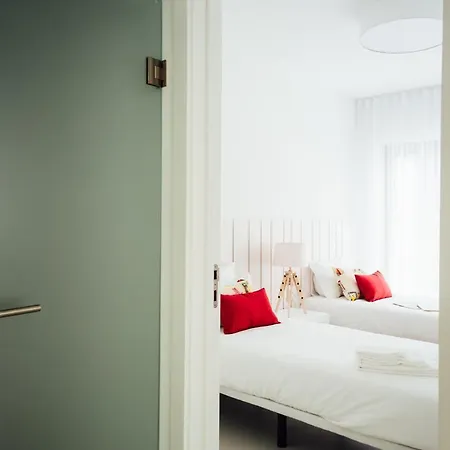 Janelas De Salir Holiday Homes * كالداس دا راينها